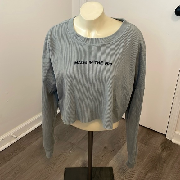 Forever21 Cropped Oversized Thermal Made In The 90s - Picture 1 of 5
